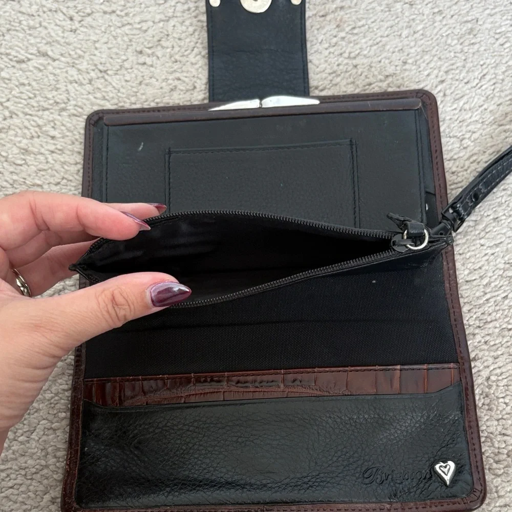 Brighton Vintage Brown Woven Leather Wristlet - Picture 9 of 14